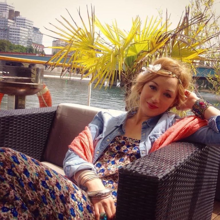 5BAF29B7-15E7-42E0-9C54-7A44E141AEDB